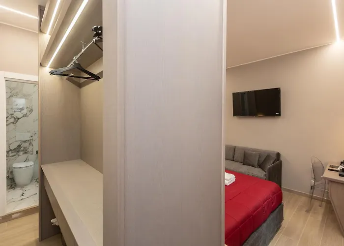 Konukevi Iron Luxury Roma