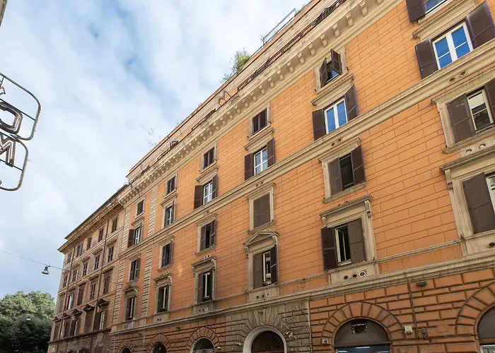 Iron Luxury 4* Roma
