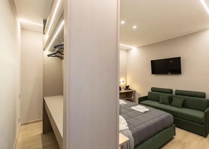 Iron Luxury 4* Roma