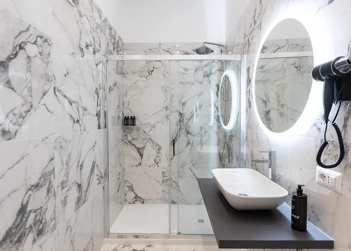 Konukevi Iron Luxury 4*