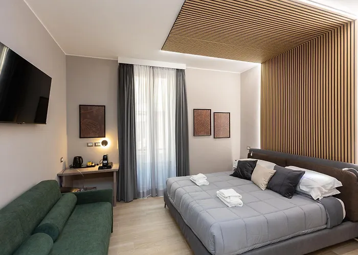 Konukevi Iron Luxury Roma