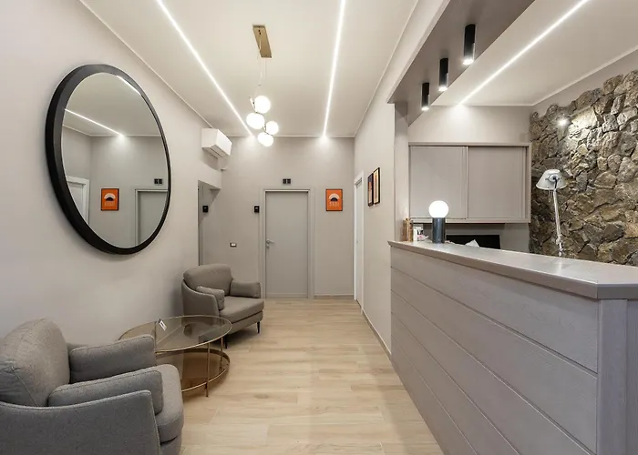 Iron Luxury Konukevi 4*